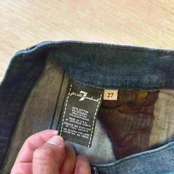 7 FOR ALL MANKIND High-Rise Stretch Denim Bike Shorts Size 27 - Picture 2 of 4